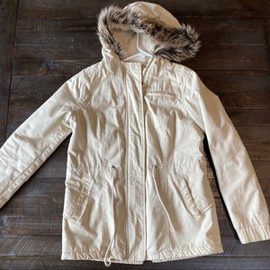 F21 CREAM UTILITY STYLE JACKET W/ FUR/SOFT INSIDE